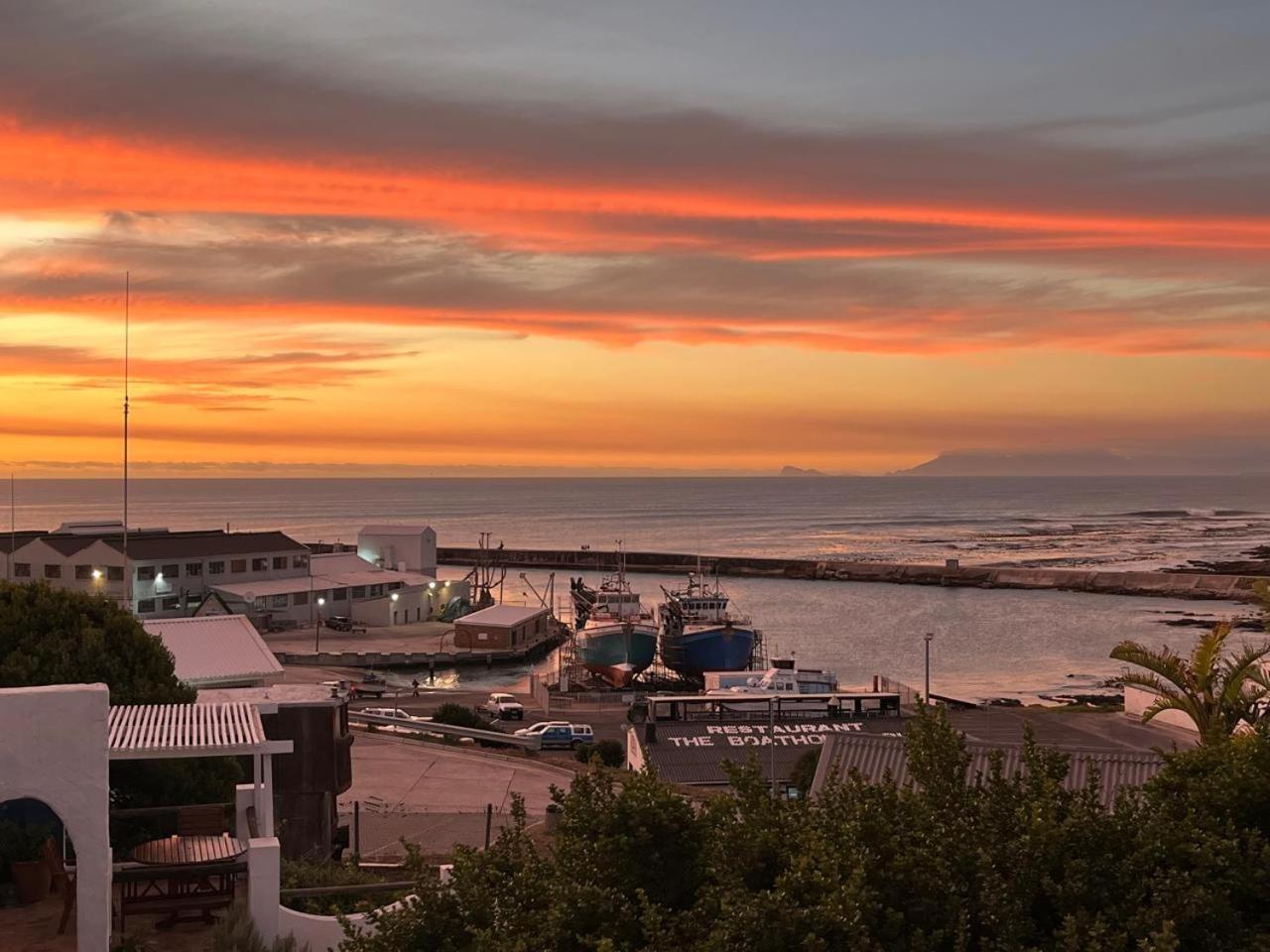 Saxon Lodge Gansbaai Eksteriør bilde